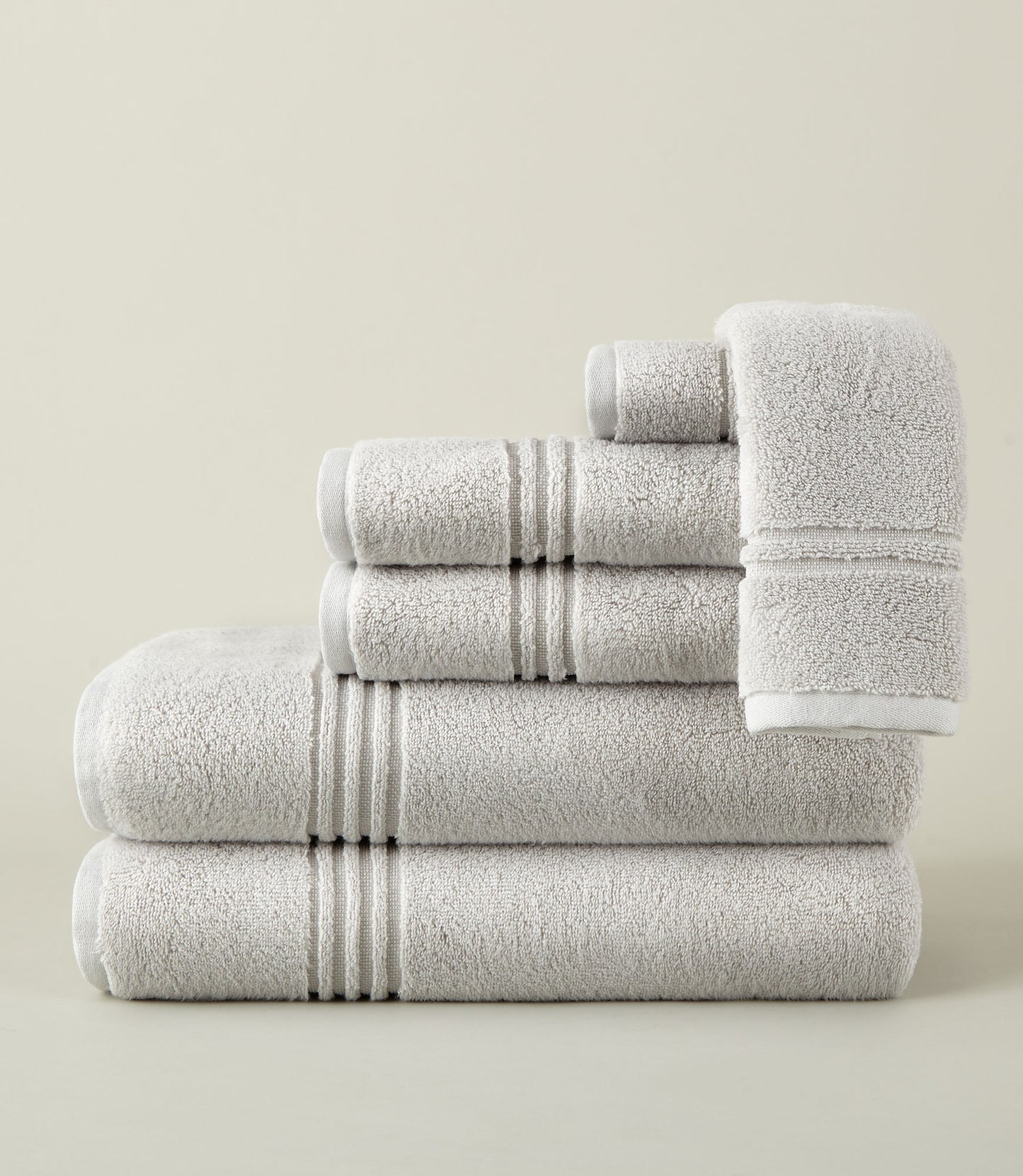 Chelsea Plush Towel Set Stack Pewter