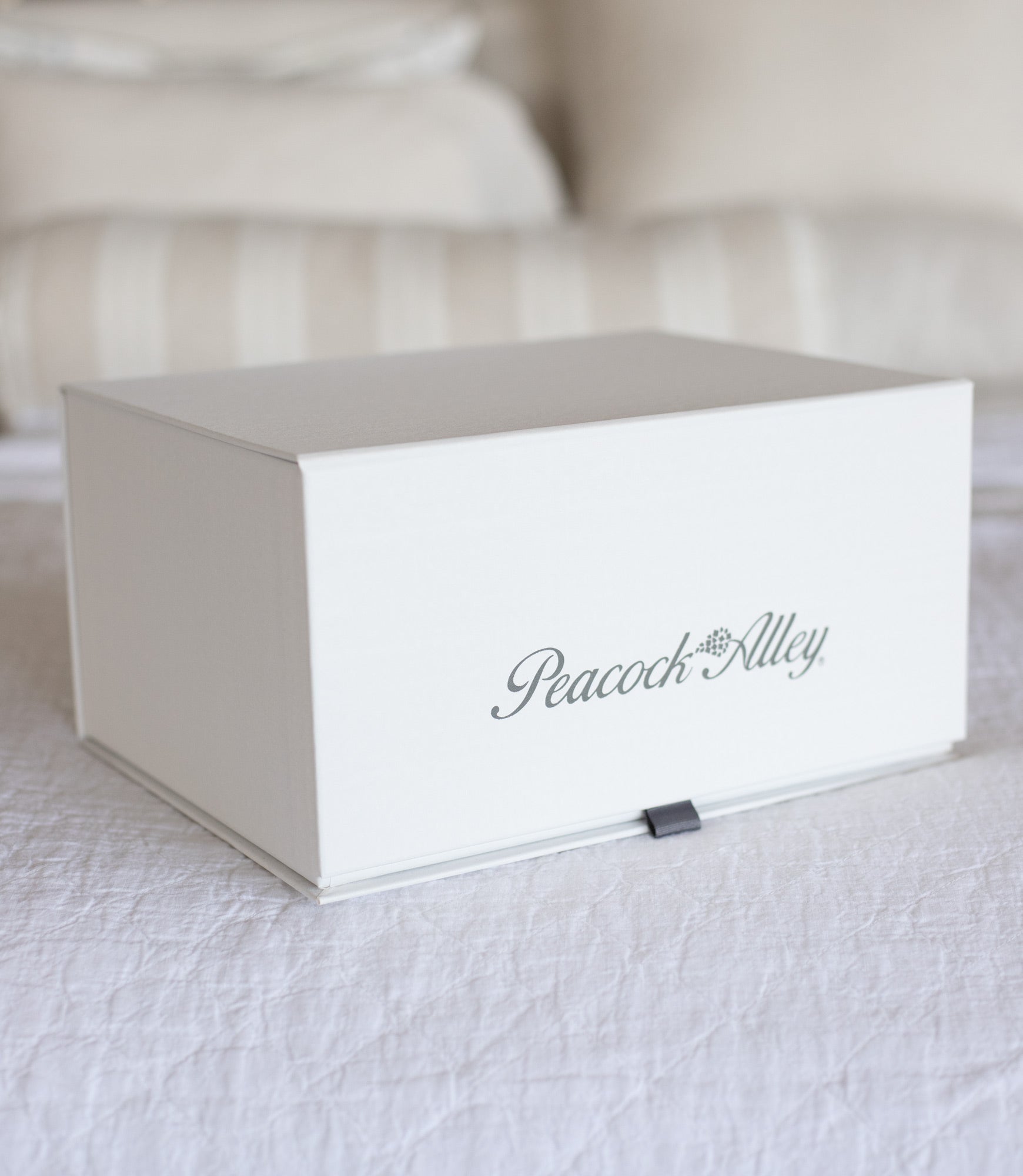 Swatch Box Peacock Alley