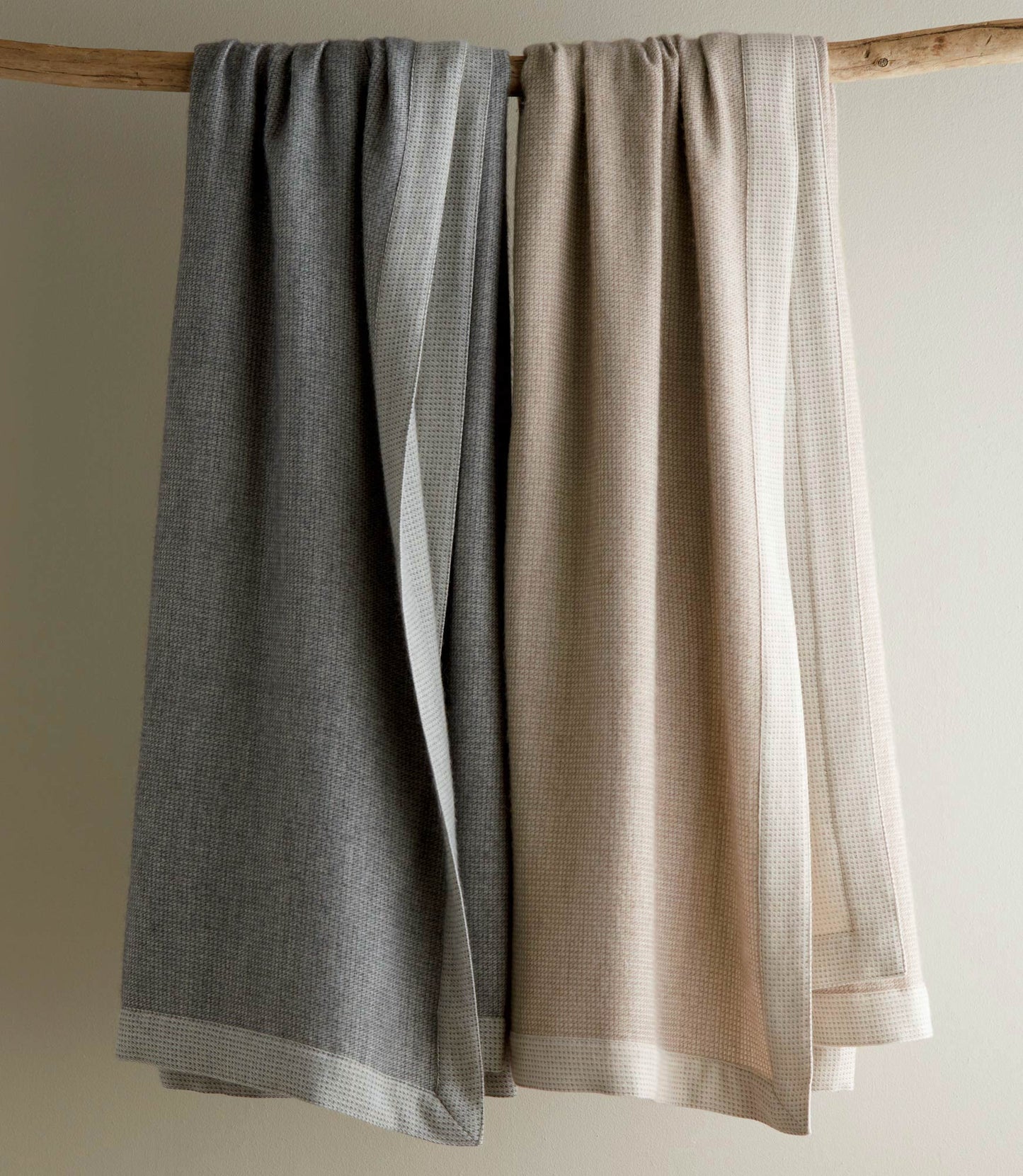 Angelo Reversible Blanket Hanging Flint and Linen Colors