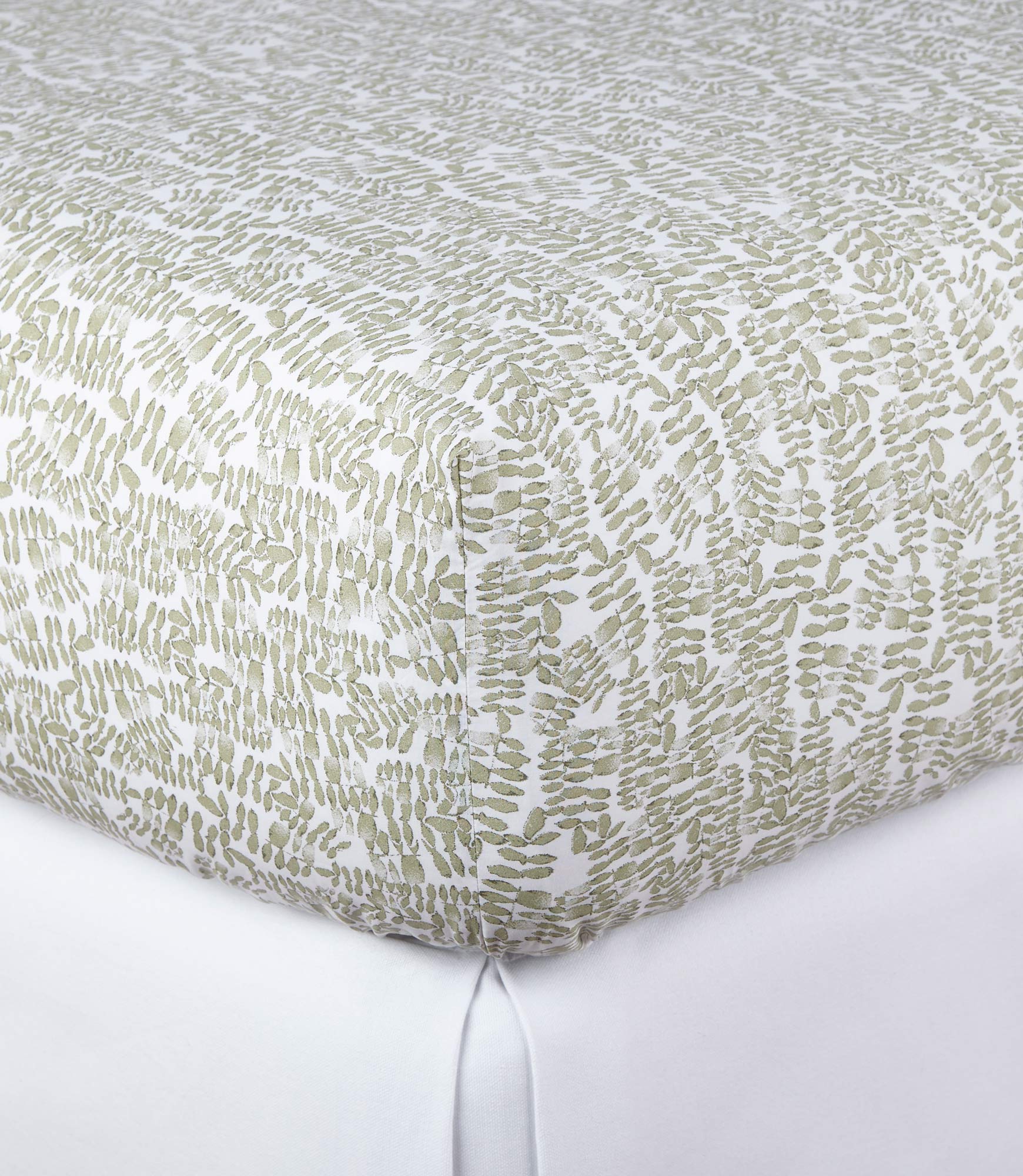 Fern Printed Percale Fitted Sheet Olive