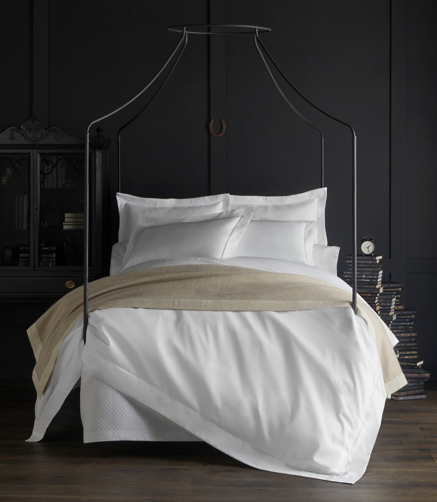 Soprano Sateen Duvet Cover on Bed in Black Room White