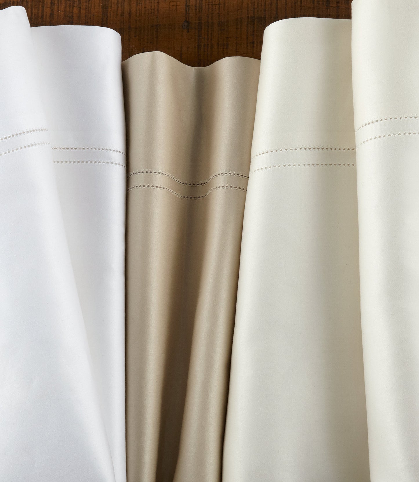 Virtuoso Sateen Flat Sheet White, Ivory, Platinum