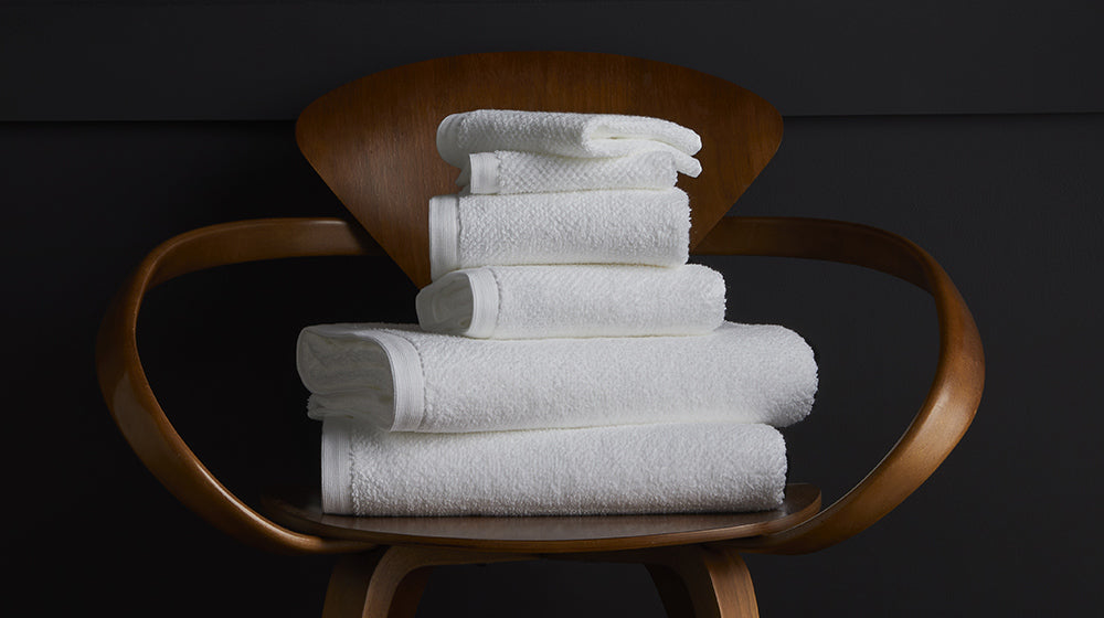 Chanel Towel Set 3pcs LRJF228 Bath Towel, Hand Towel and Washcloth 3-piece Towel  Set Ideal in 2023