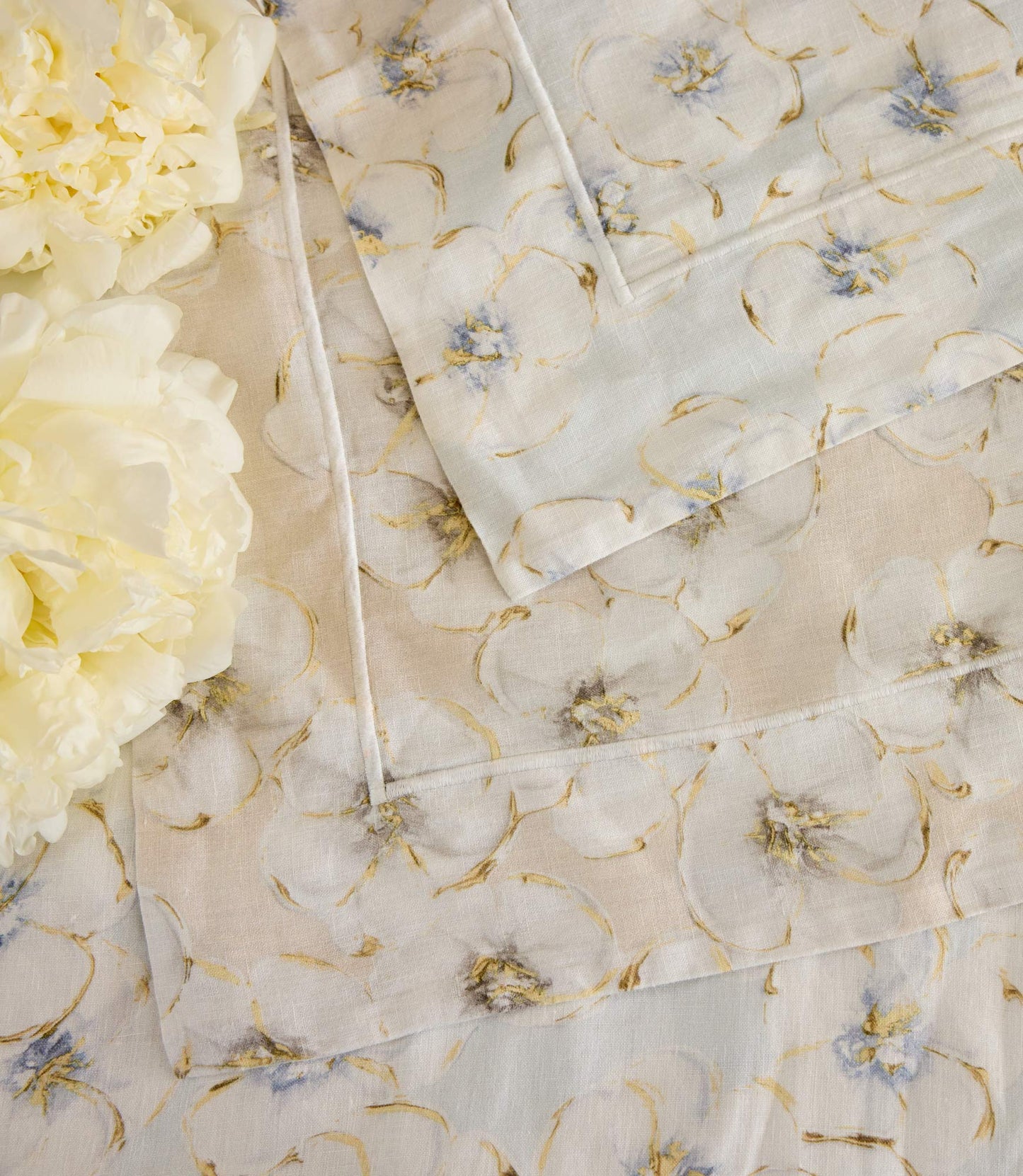 Ella Linen floral detail displayed with white florals, Natural