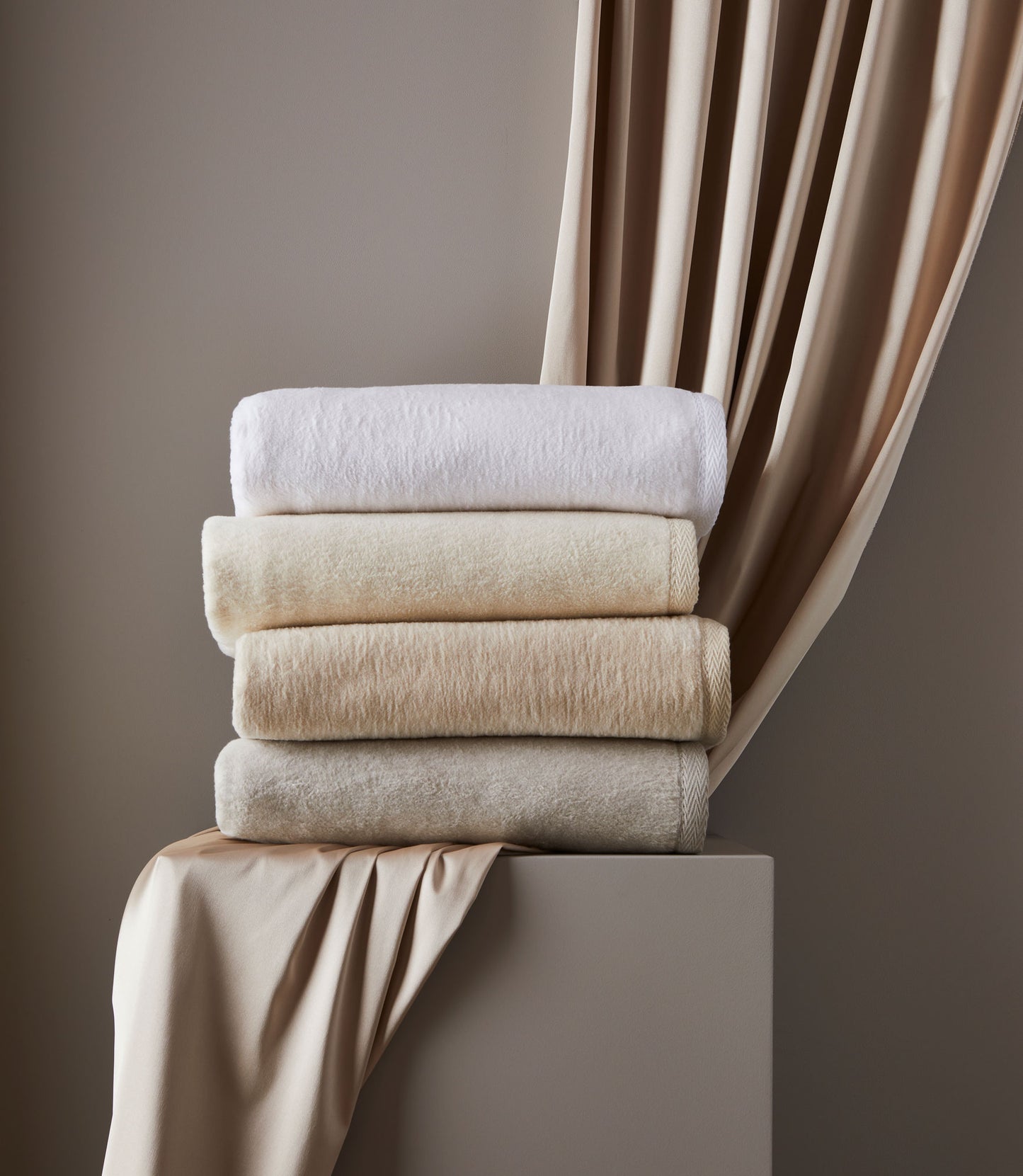All Seasons Cotton Blanket