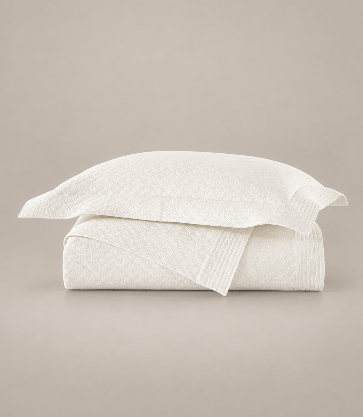 Alyssa Matelassé Coverlet, Natural