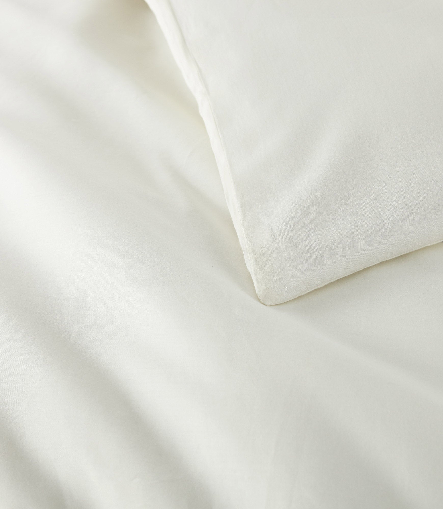 knife edge detail on clara duvet, Ivory