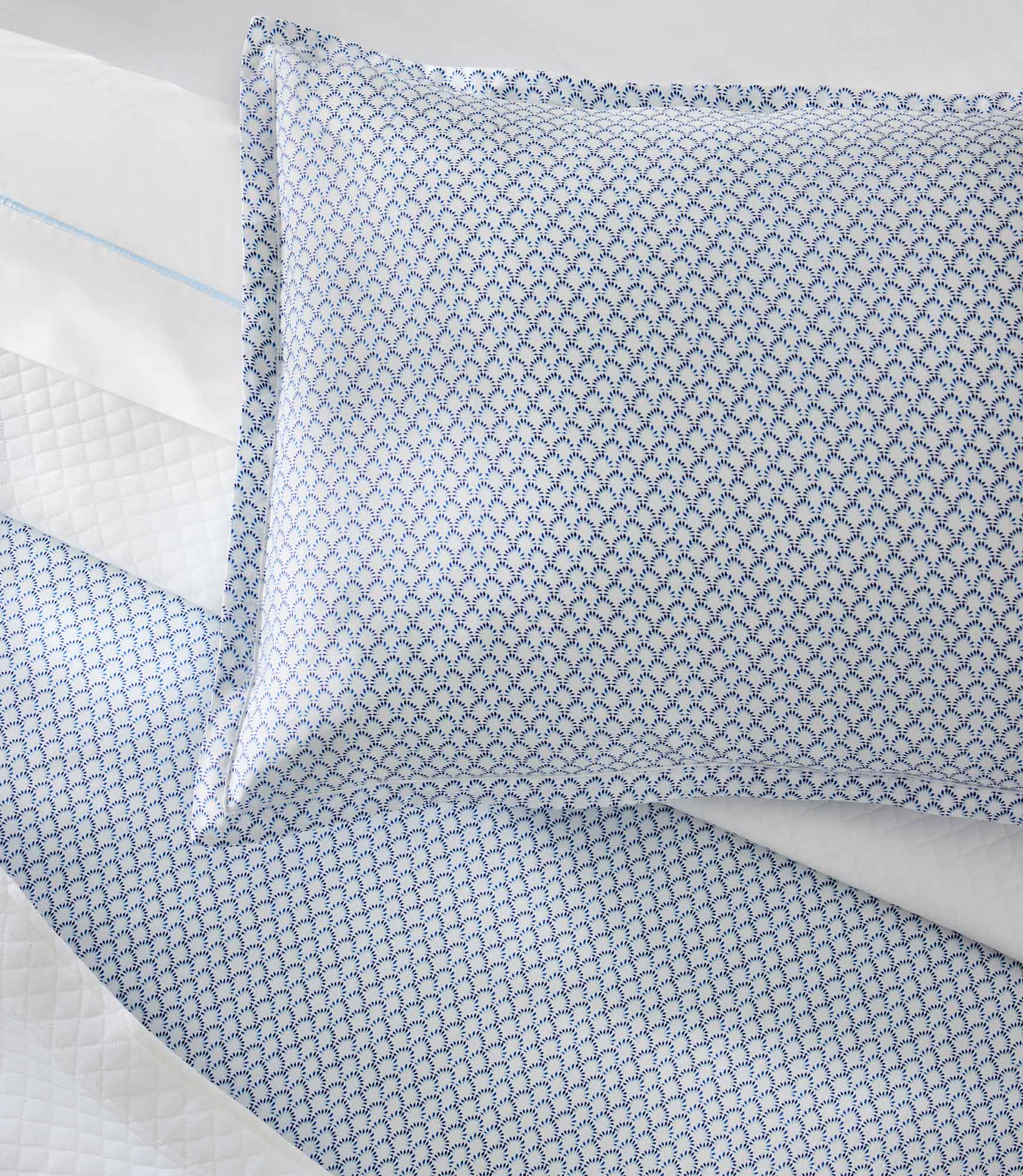 Classic Printed Duvet and Shams, Demi