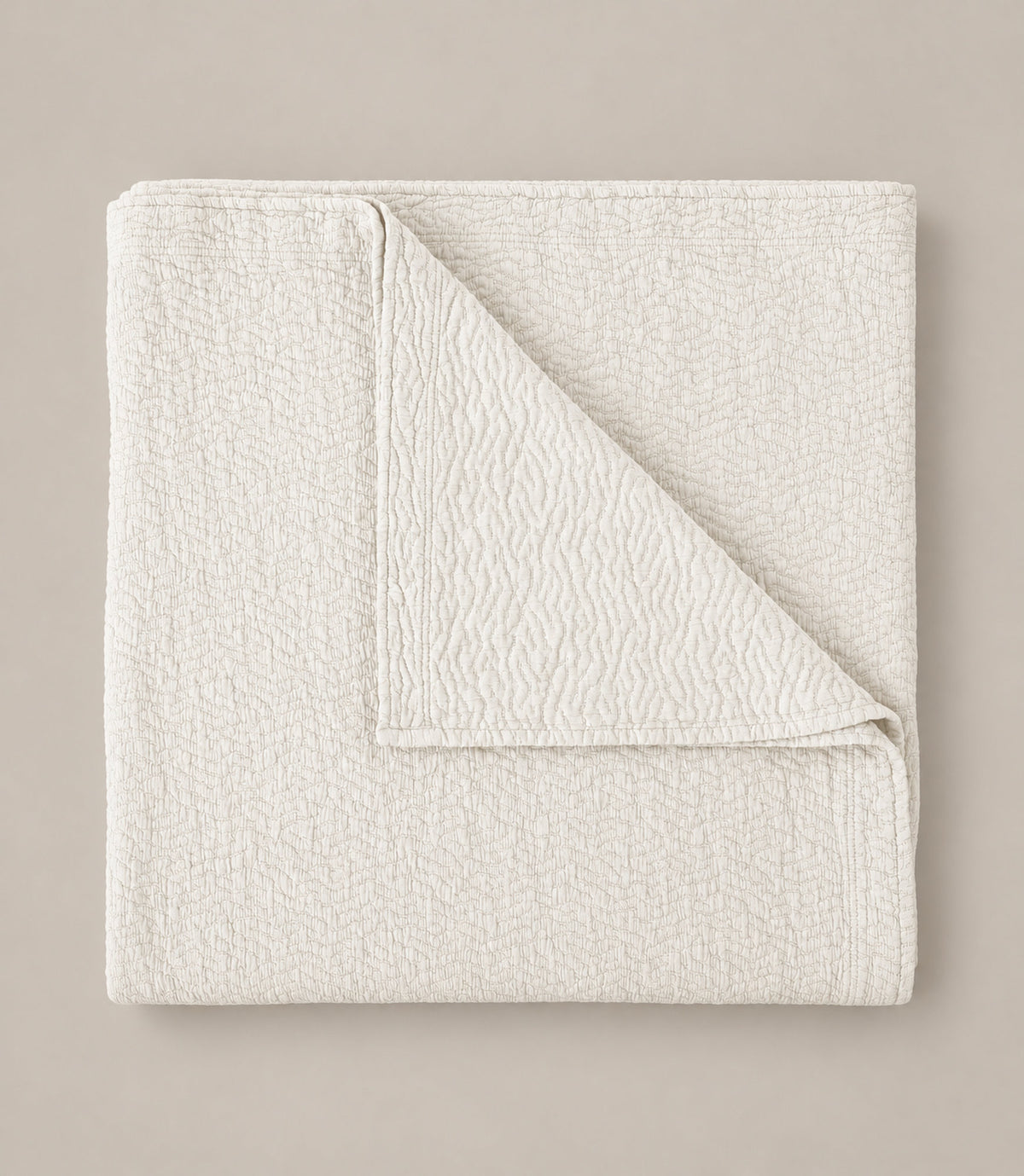 Mia Stonewashed Matelassé Coverlet, Pearl