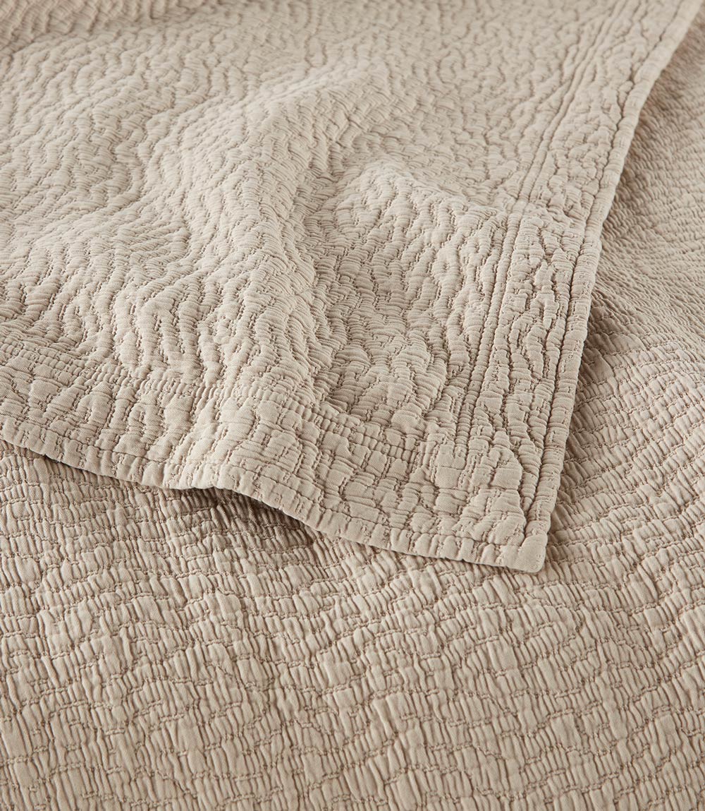 Mia Matelasse Coverlet corner detail, Dune