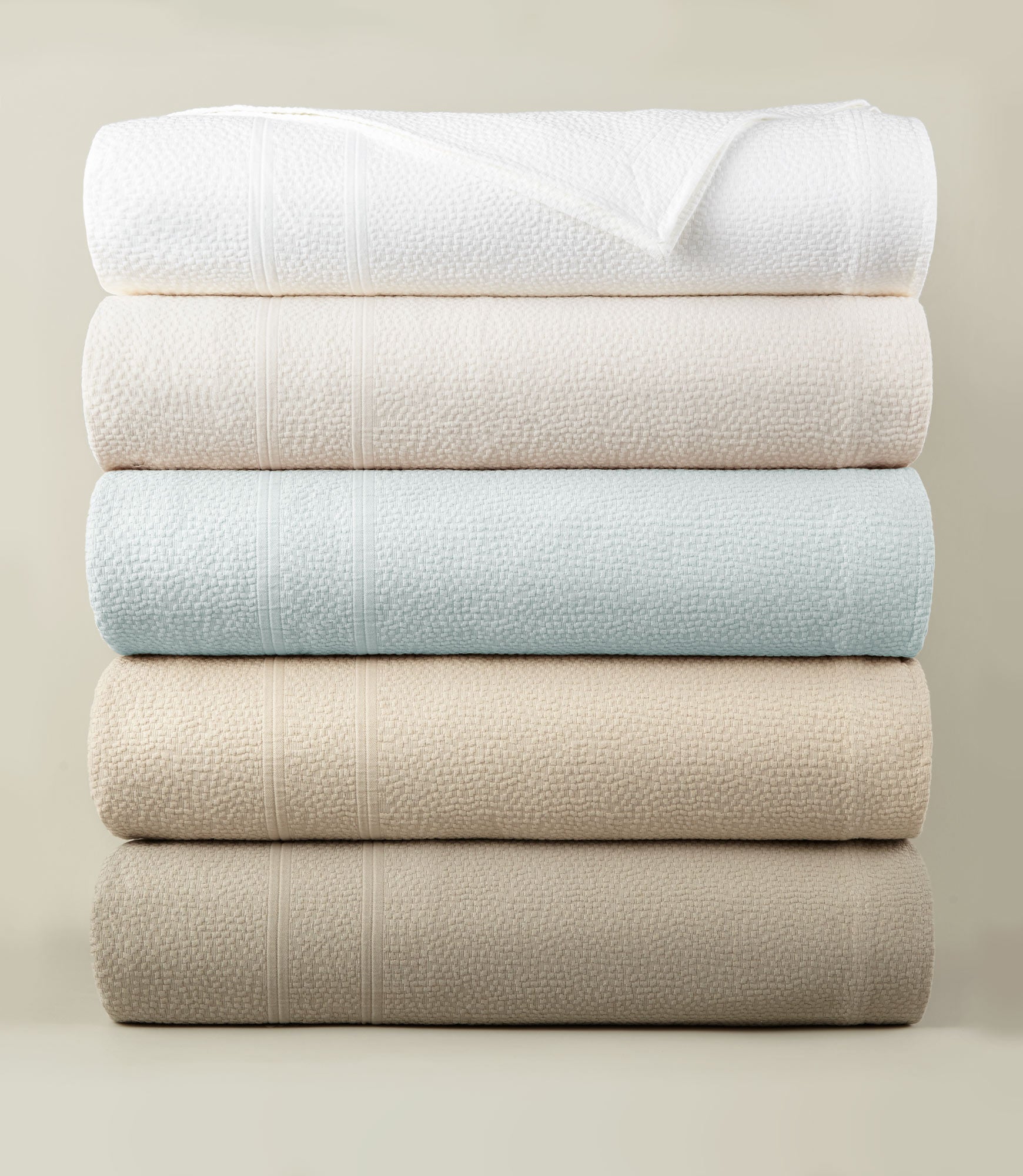 Peacock Alley Montauk Matelassé Coverlet - Thumbnail 2