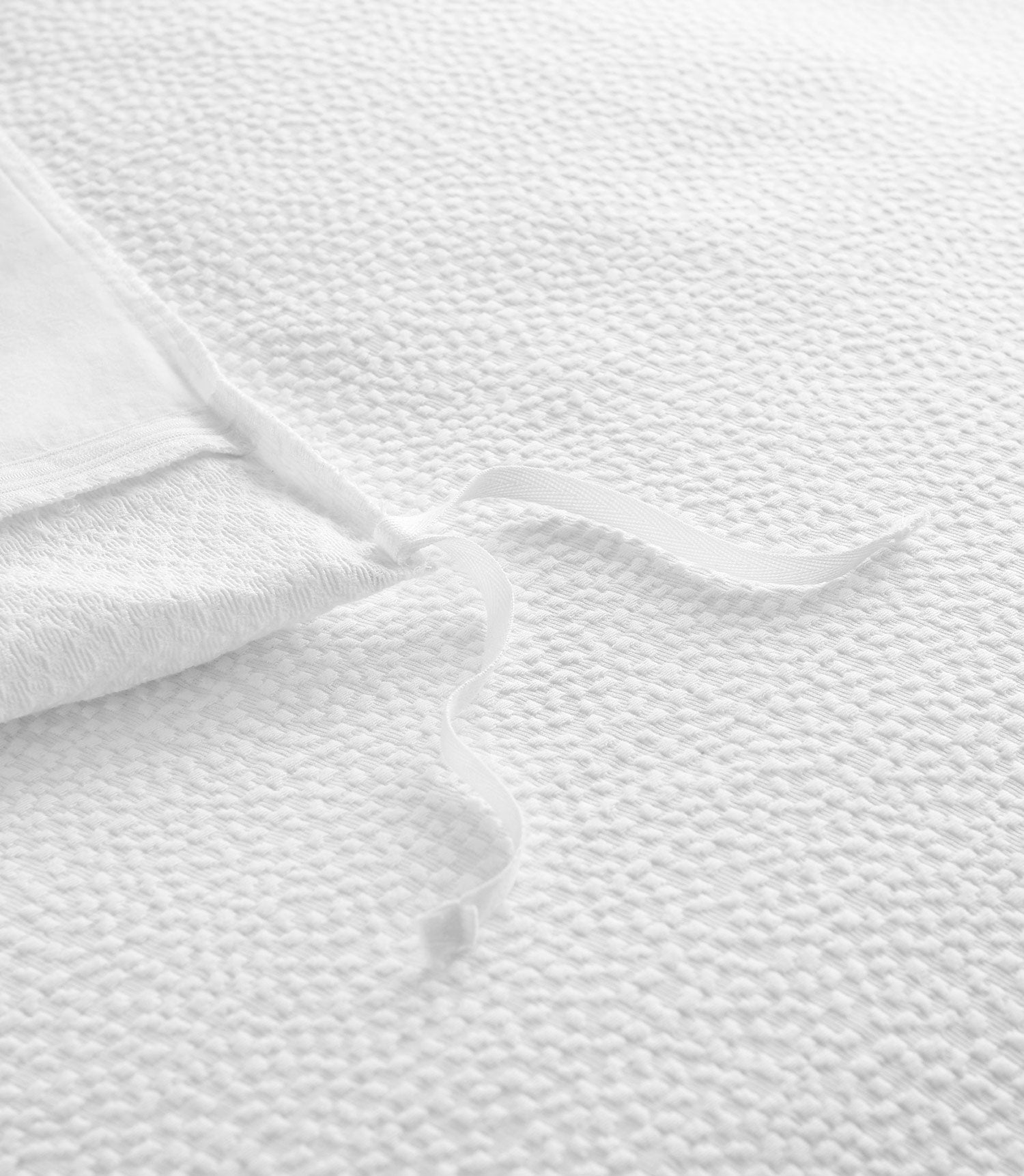 inside duvet cover ties on Montauk duvet, White