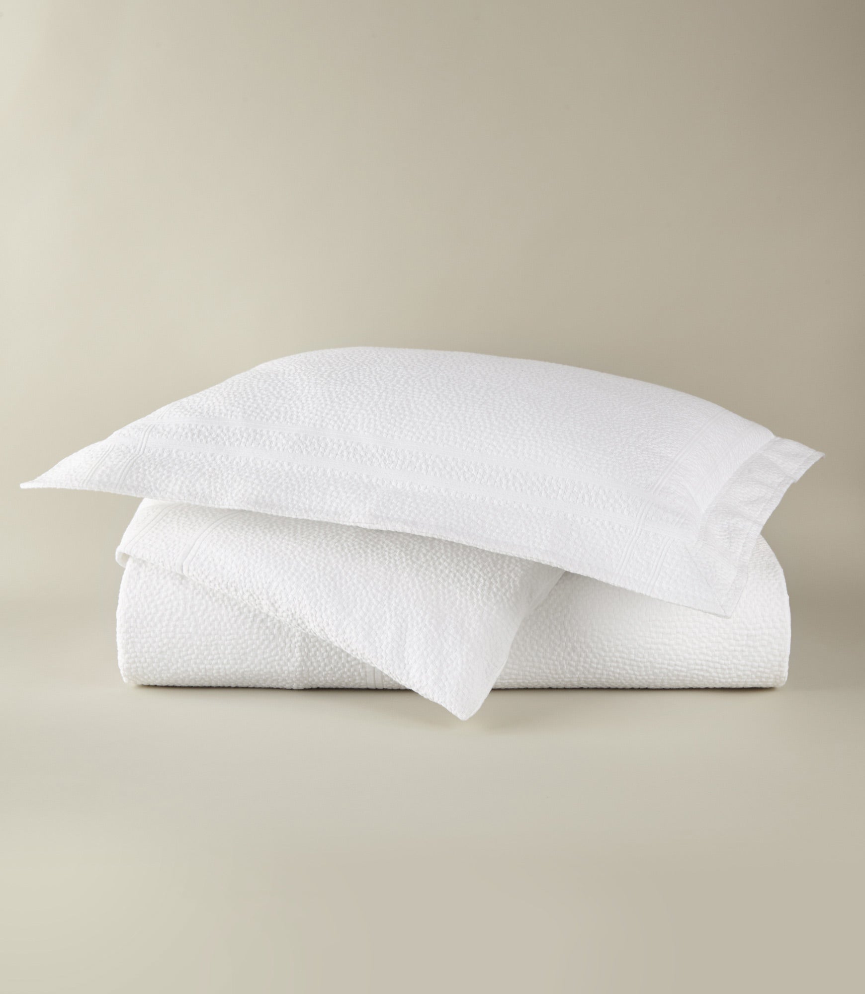 Montauk matelassé duvet cover, White