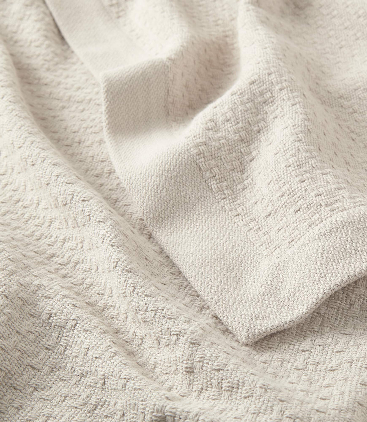 Newport Cotton Blanket Platinum Detail
