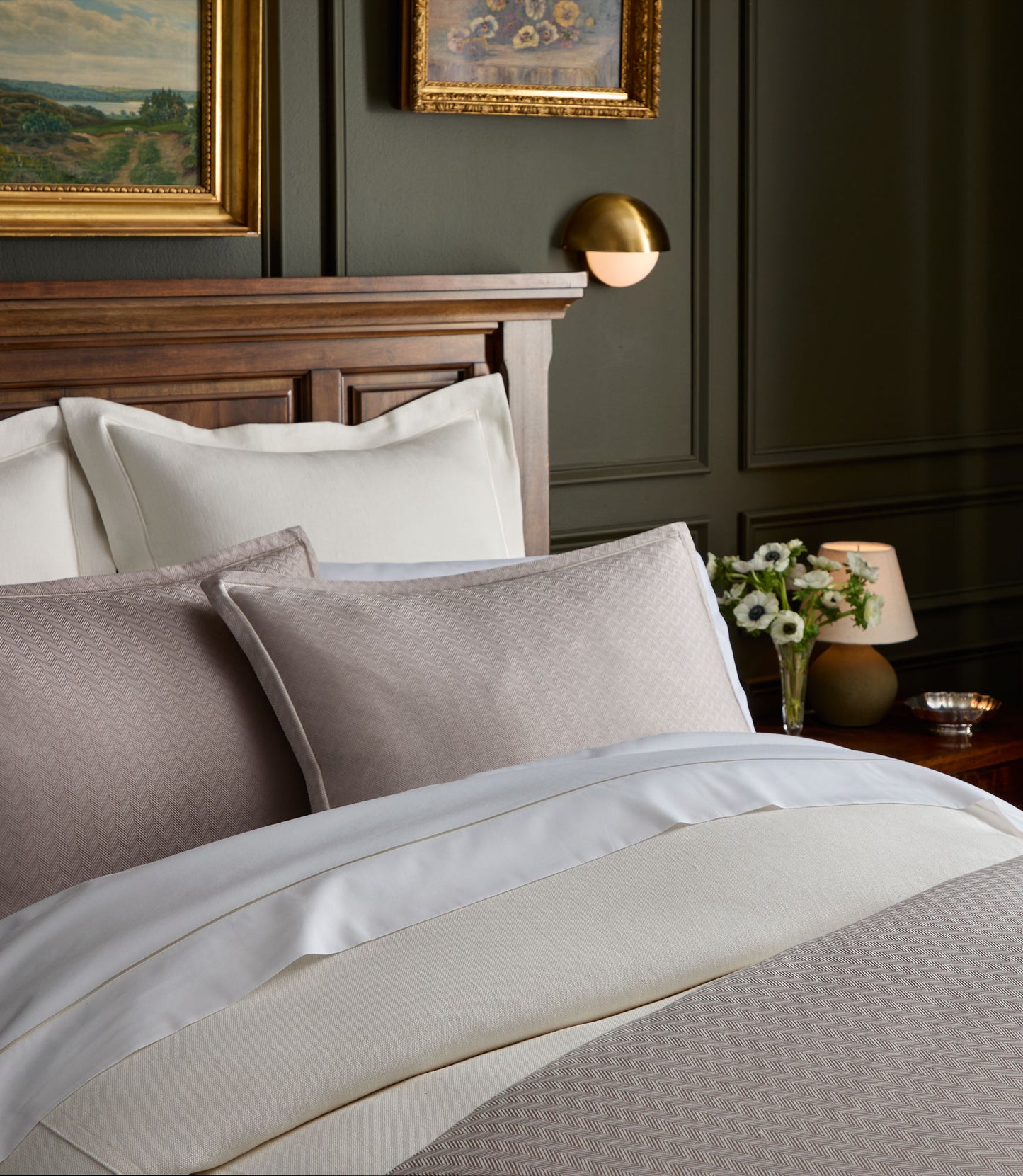 Savoy Jacquard Duvet Set styled in a classic bedroom, Platinum