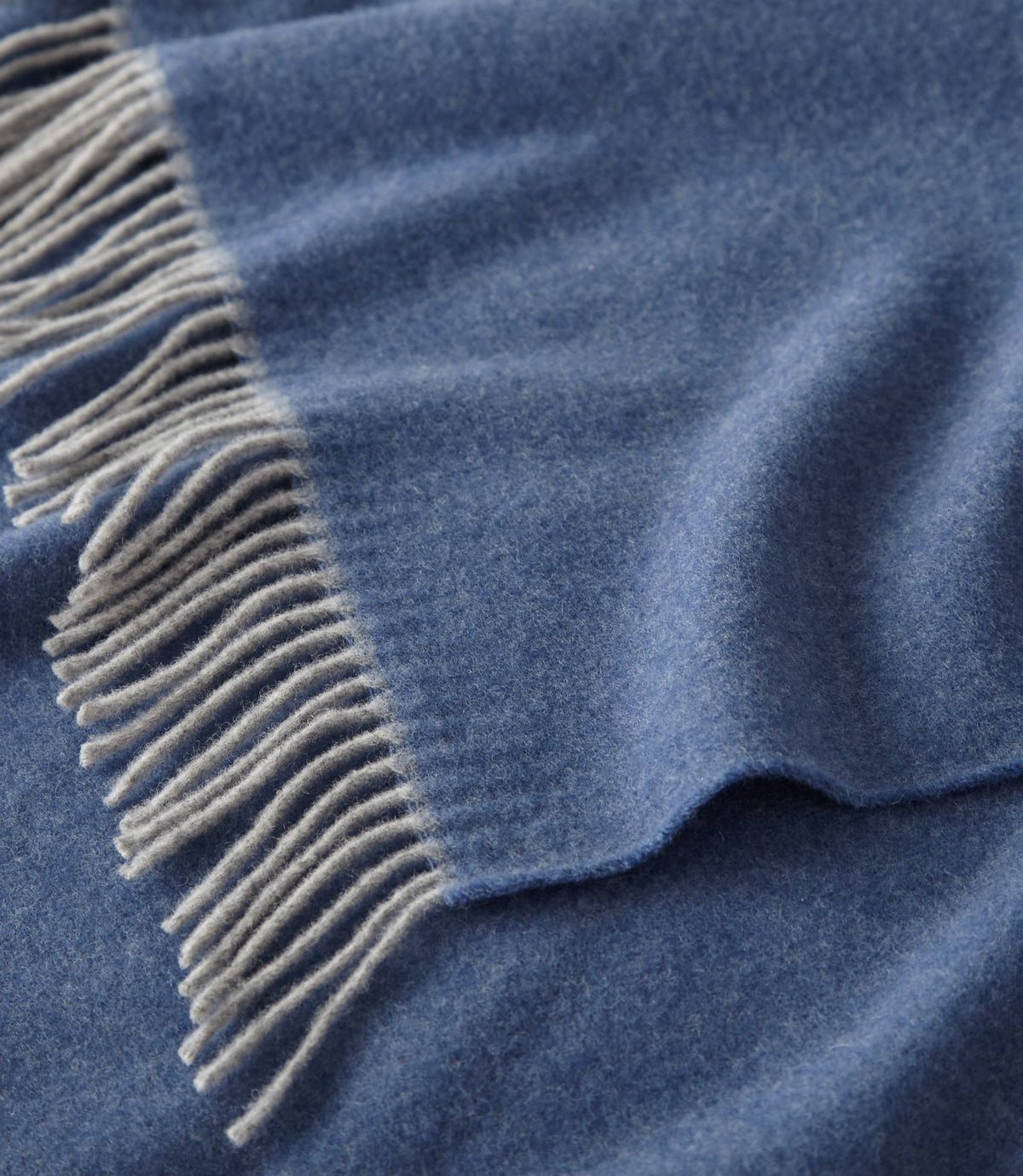 Verona Throw Blanket detail, Blue