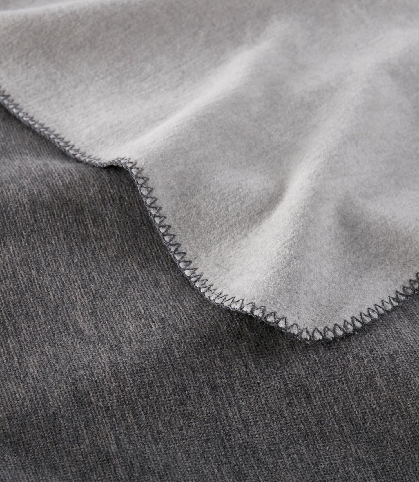 Alta Reversible Cotton Blanket Gray Detail Shot
