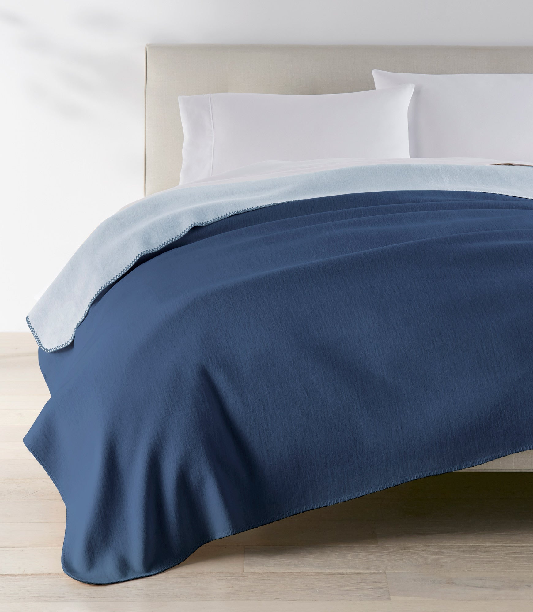 Alta Reversible Cotton Blanket Sky on Bed