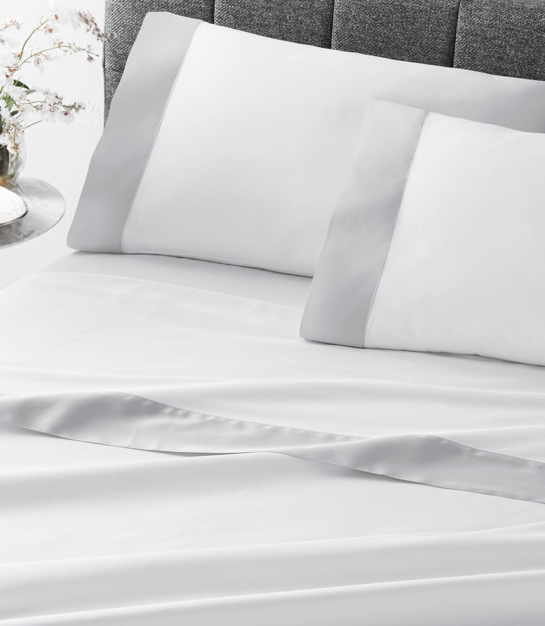 Modern Cuff Sateen Sheet Set Fog on Bed