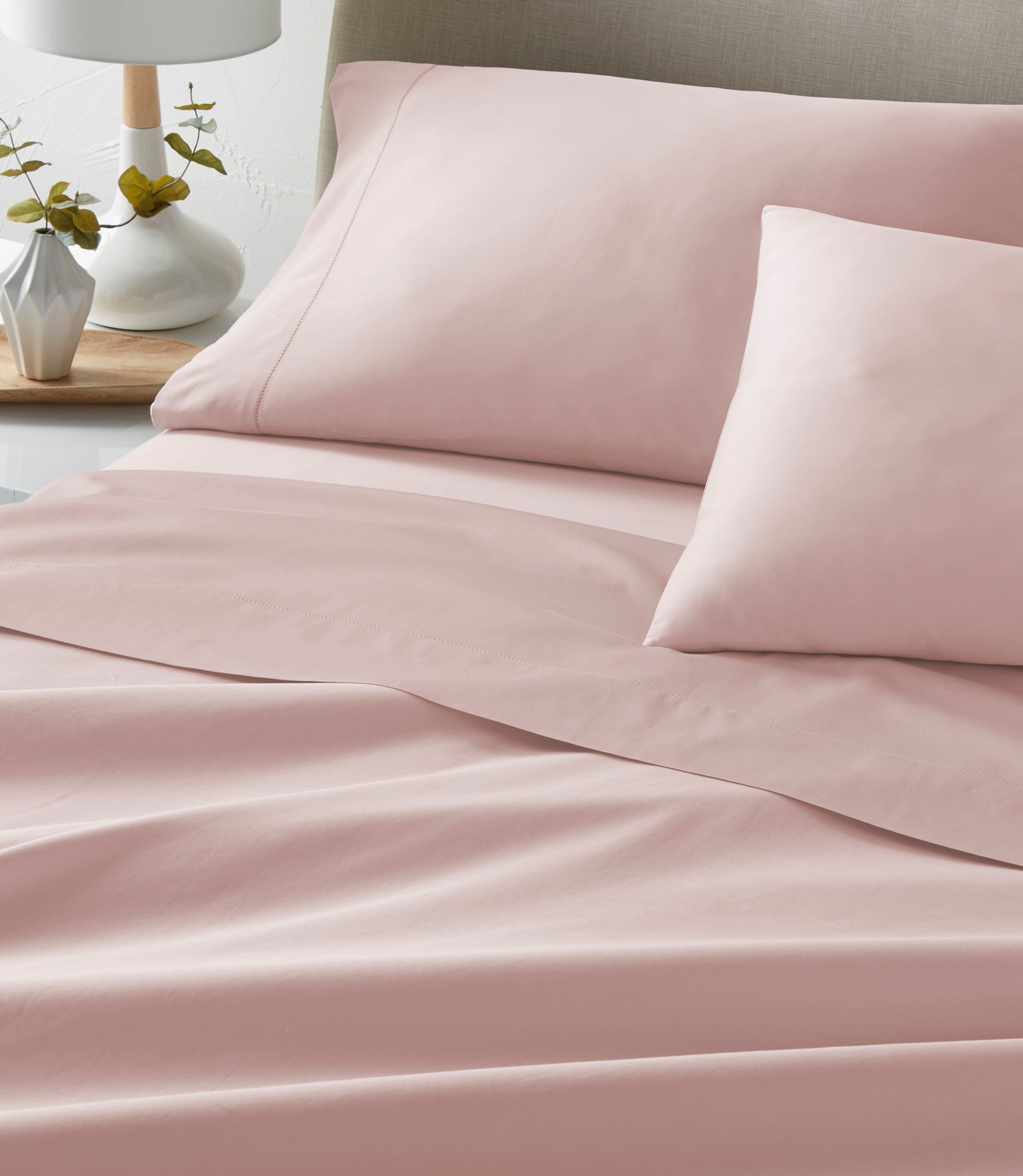 Essential Sheets on Bed Nude