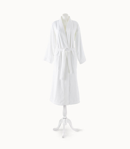 Jubilee white robe on mannequin
