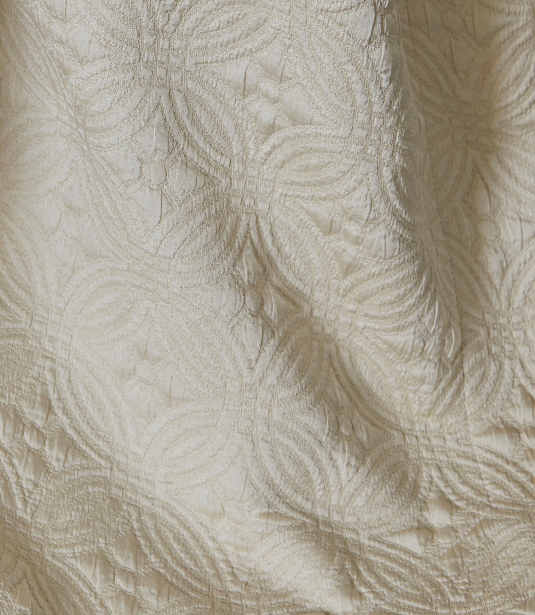 Lucia Matelassé Coverlet Champagne Detail