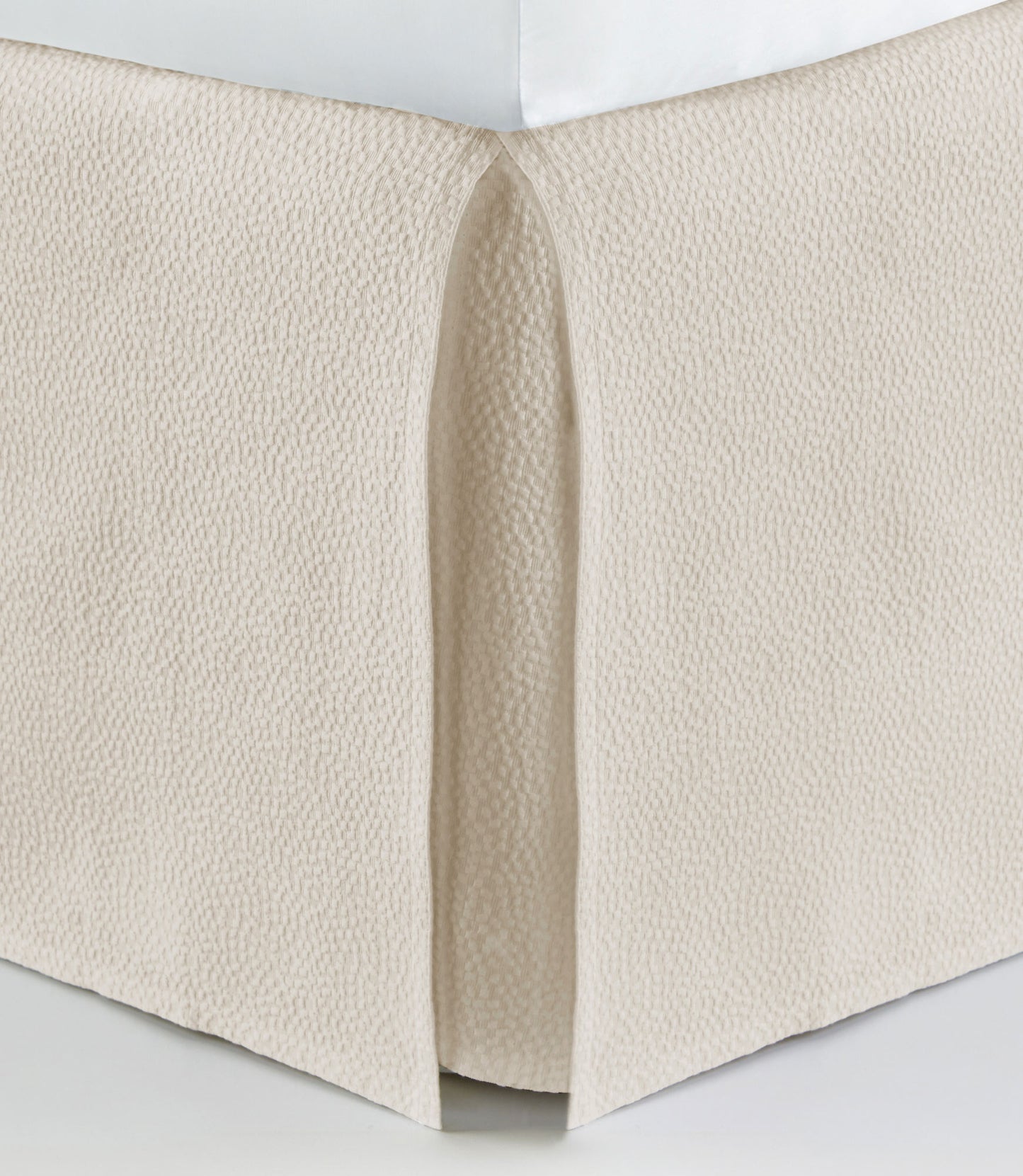 Montauk Matelassé Bed Skirt Linen