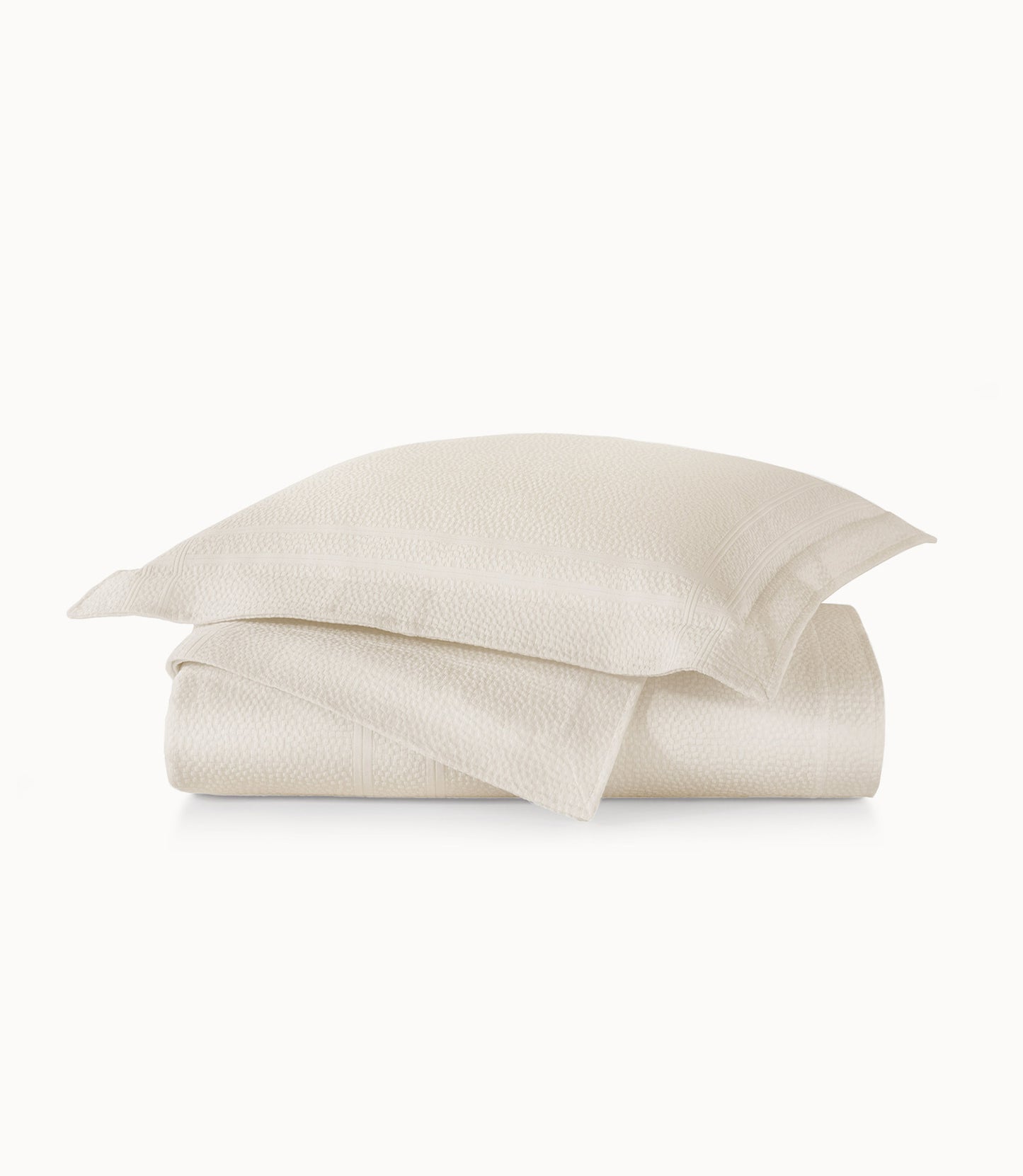 Montauk Matelassé Coverlet Linen