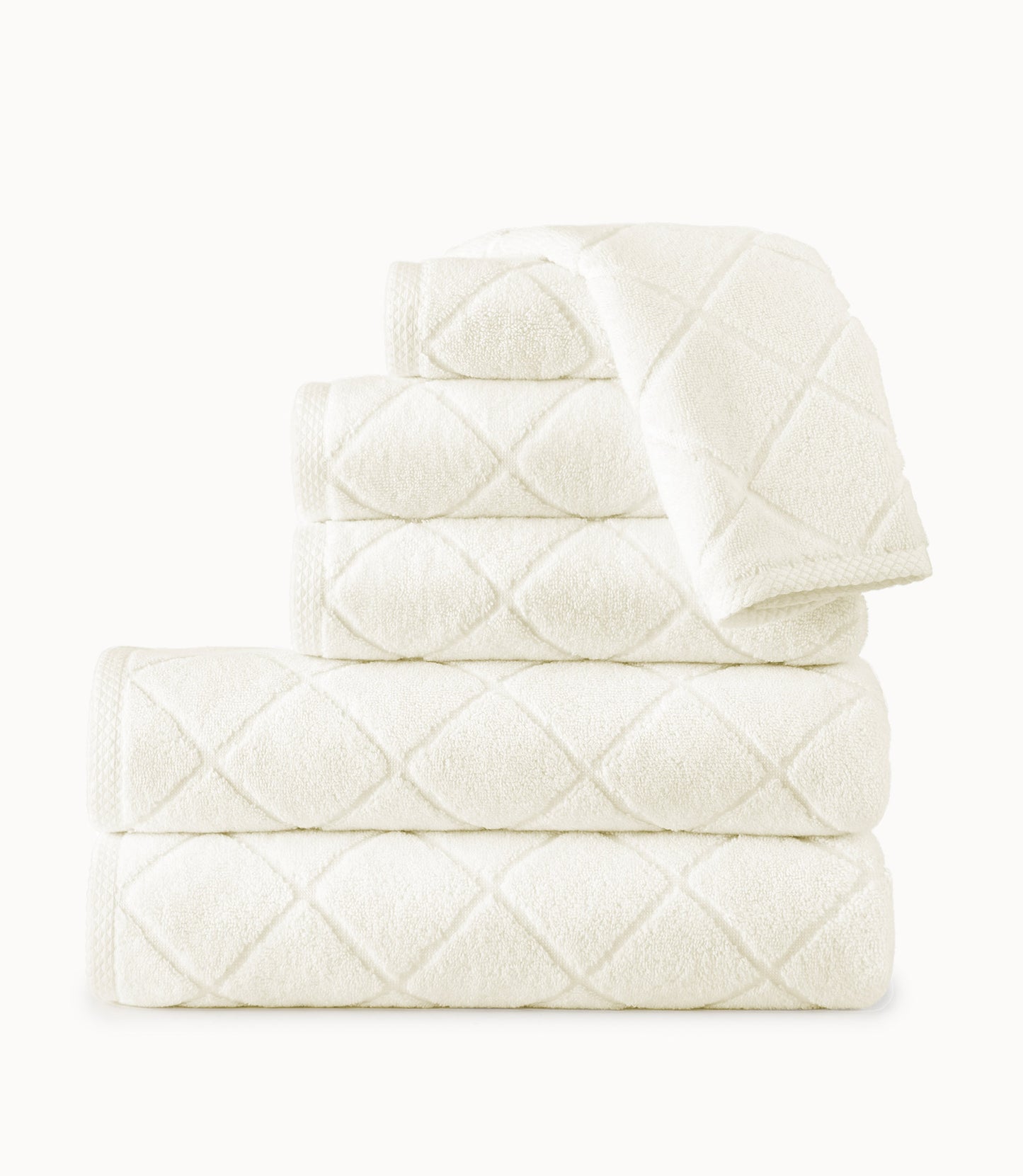Nantucket Sculpted Towels Set Stacked Pearl