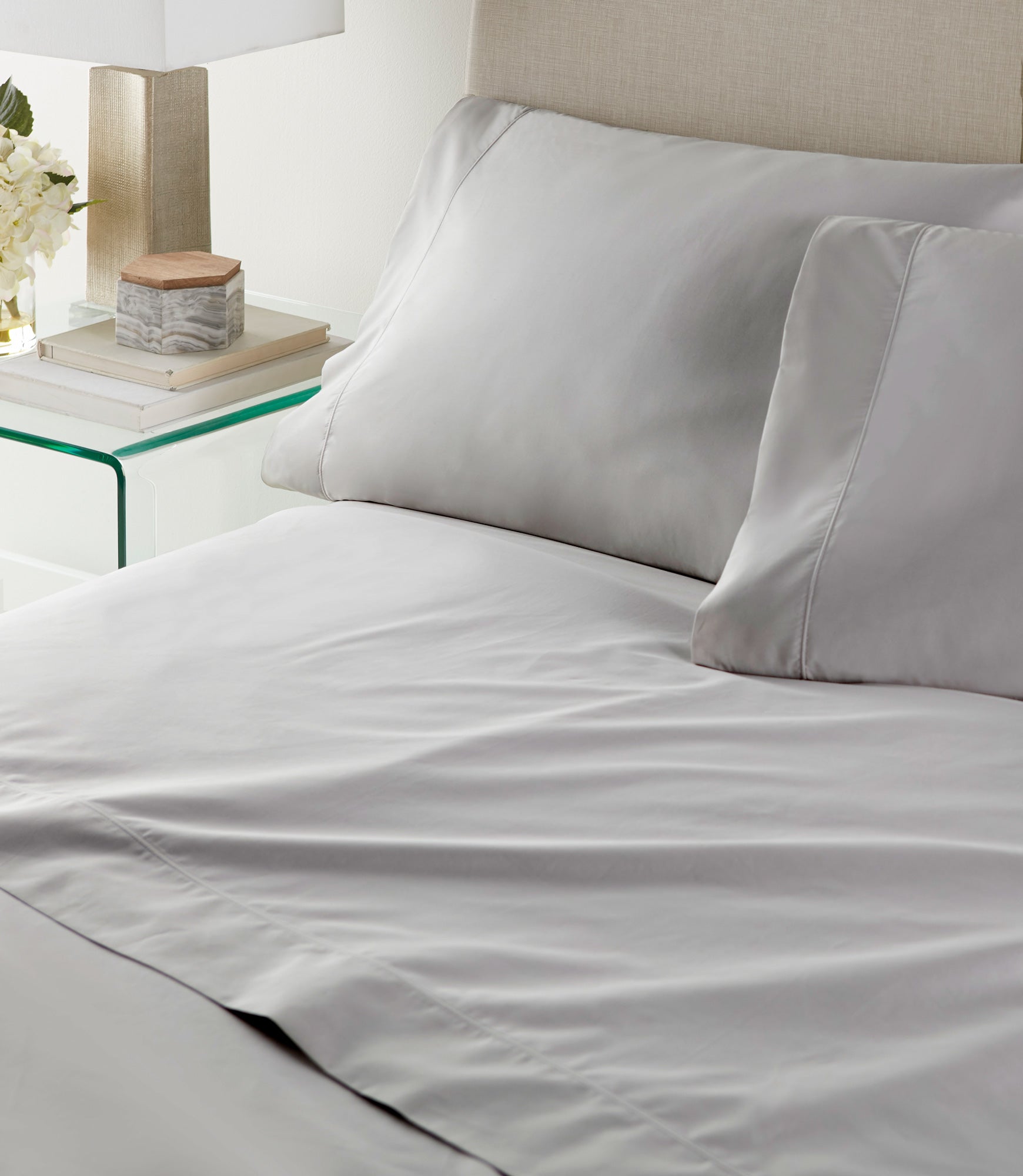 Nile Sheet Set Light Gray on bed