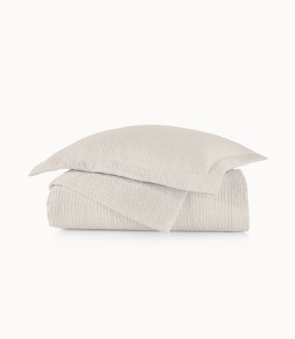 Olivia Matelassé Coverlet Linen