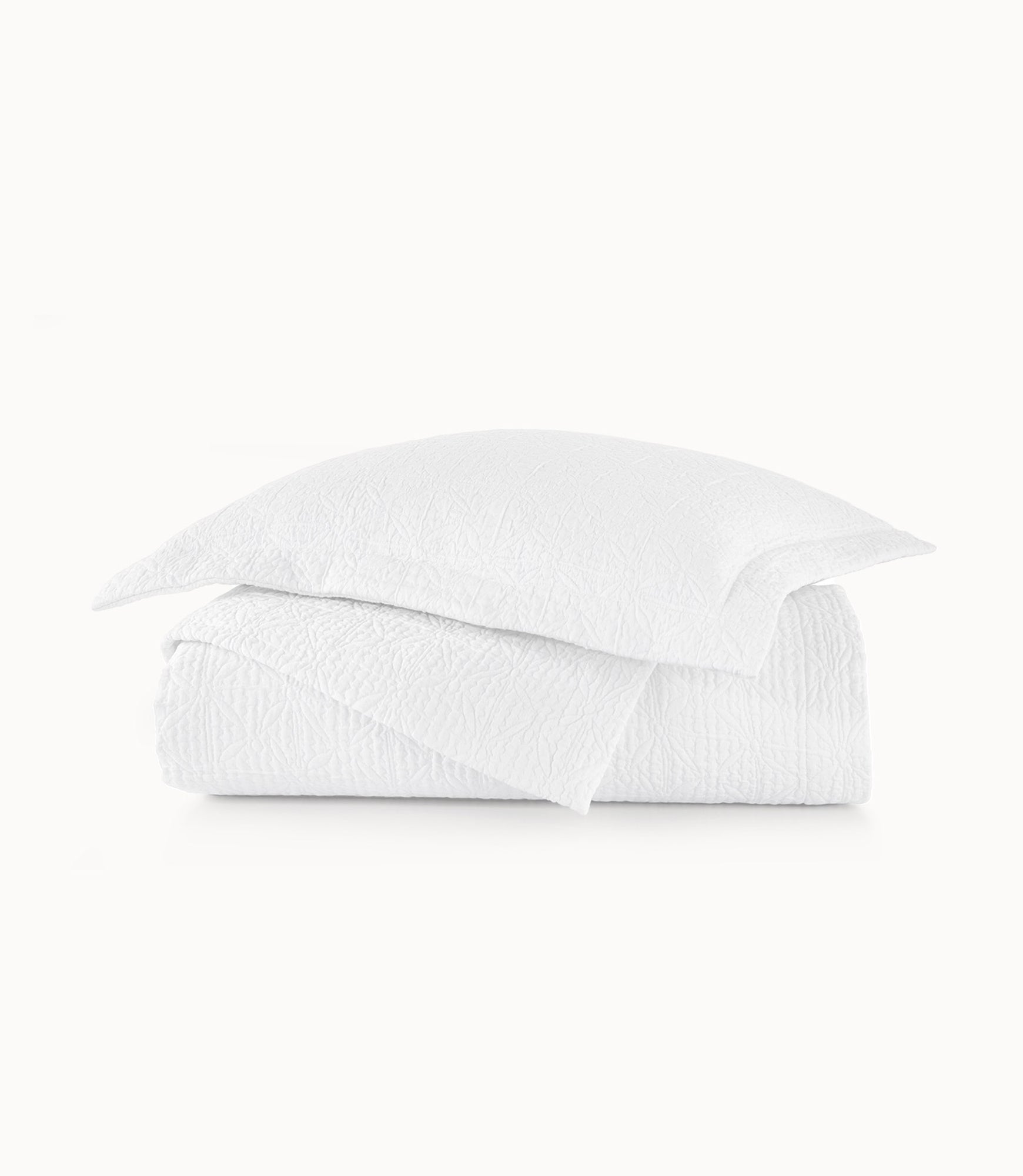 Olivia Matelassé Coverlet White