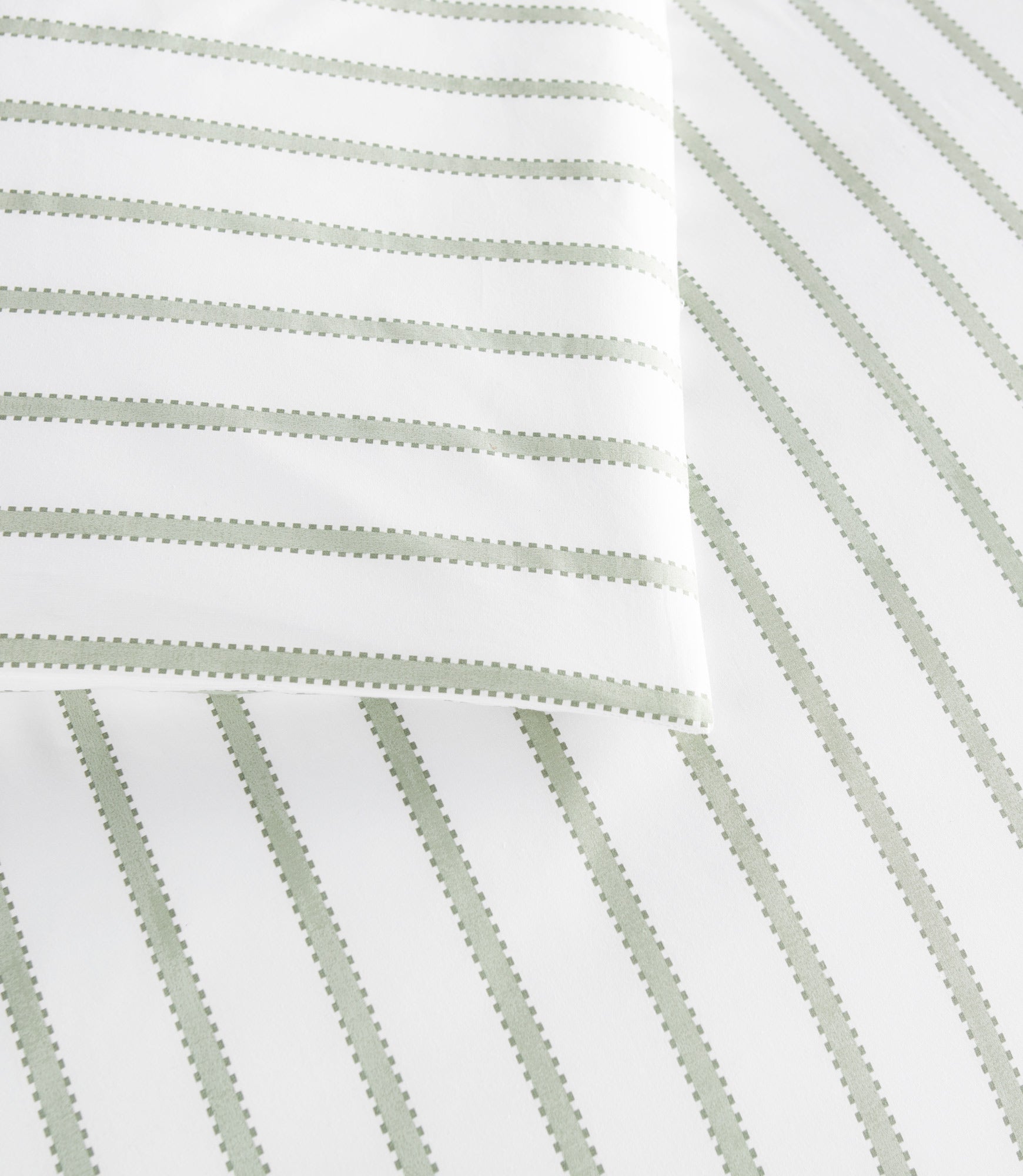 ribbon stripe percale Olive duvet cover detail