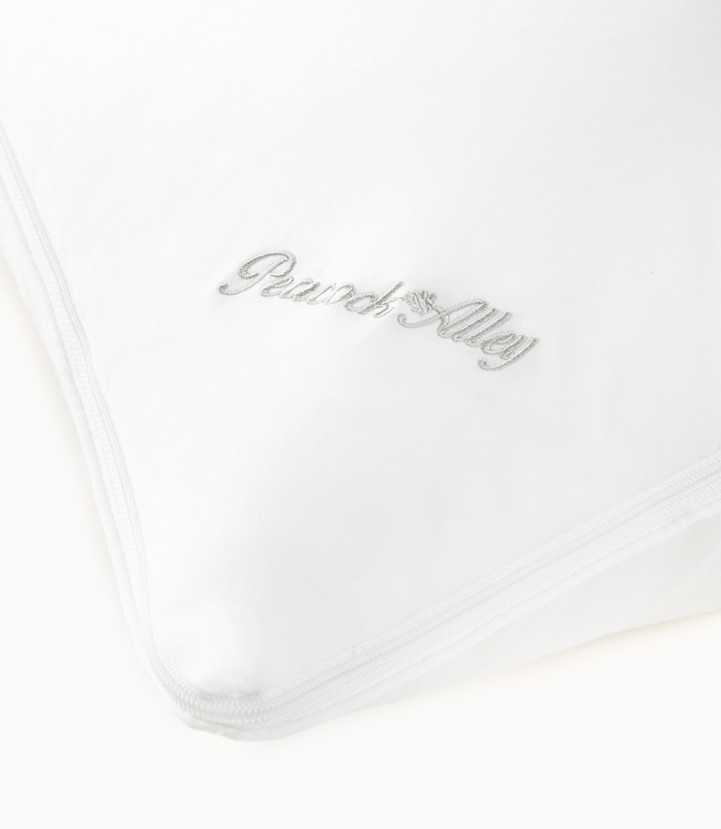 Silk Pillow Enhancer White corner detail