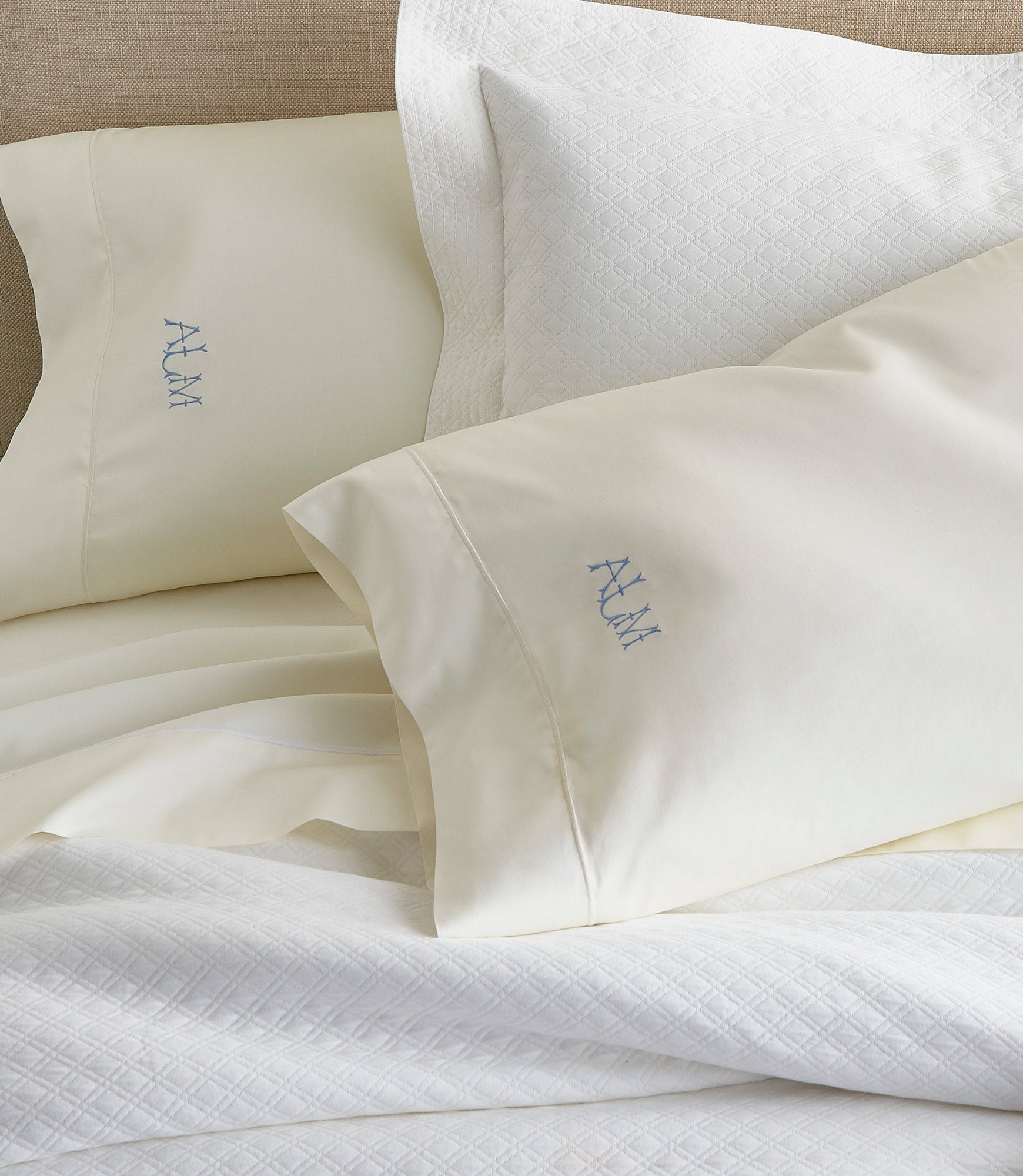 Soprano Sateen Flat Sheet and Pillowcases in Ivory