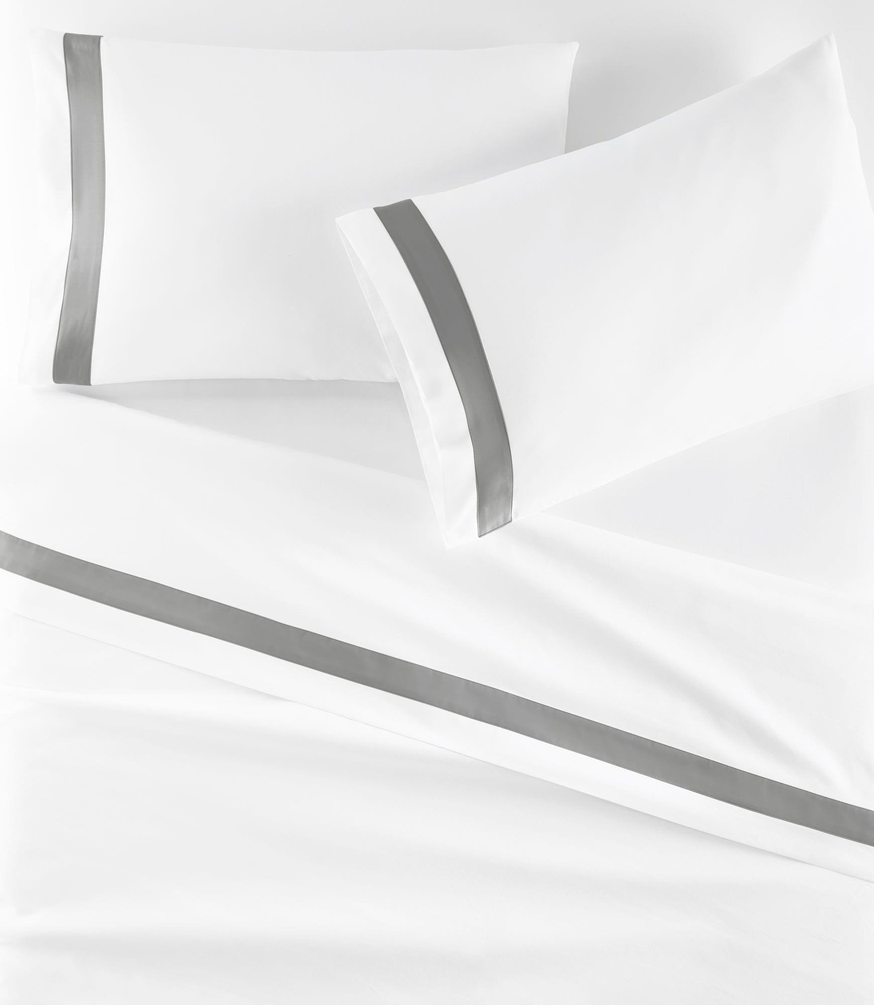 Soprano Trim Sateen Pillowcases Pewter